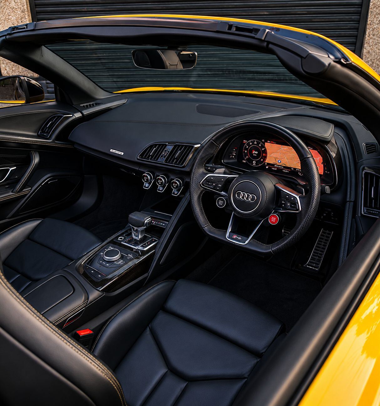 Audi R8 Spyder — view 4