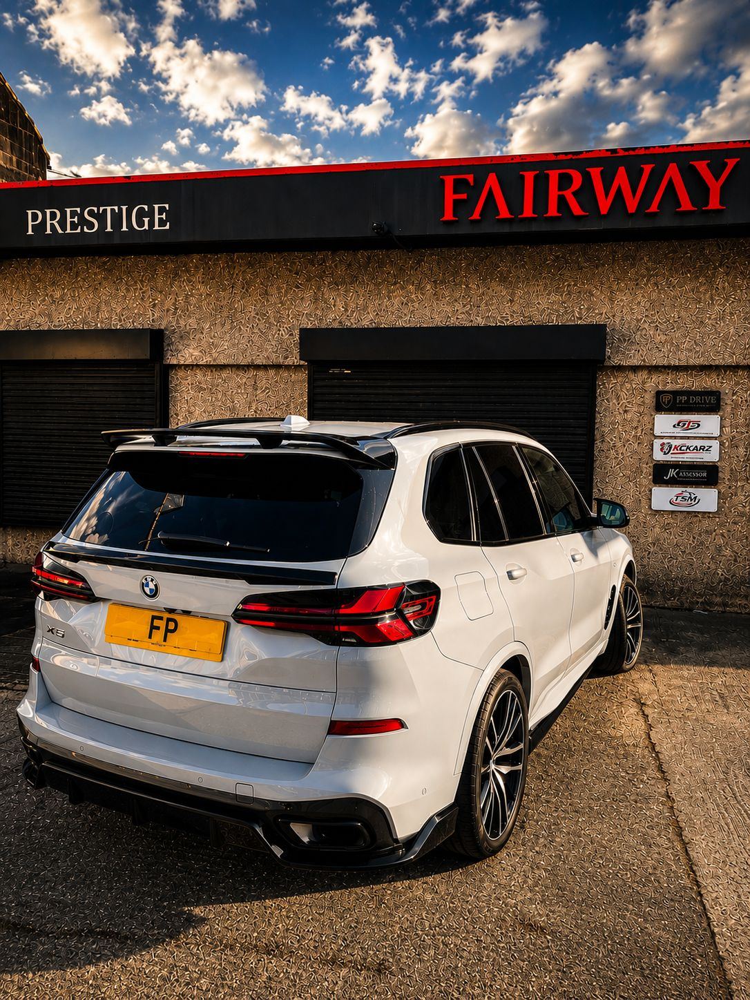 BMW X5 M Sport — view 2